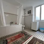 Hostel Hostello Genovese Janov