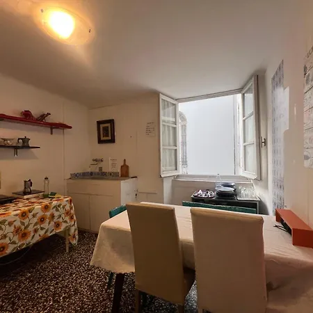 Hostello Genovese Genua
