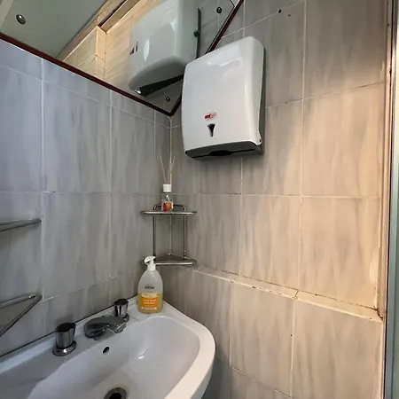 Hostello Genovese Vandrarhem Genua