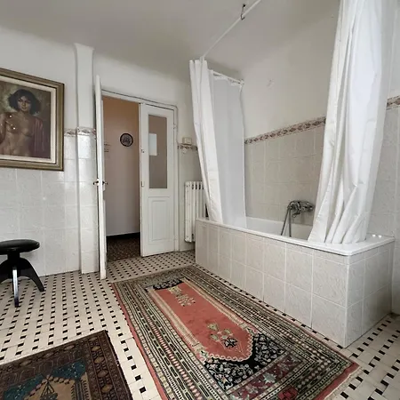 Hostello Genovese Vandrarhem *