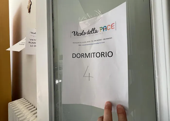 Хостел Hostello Genovese *